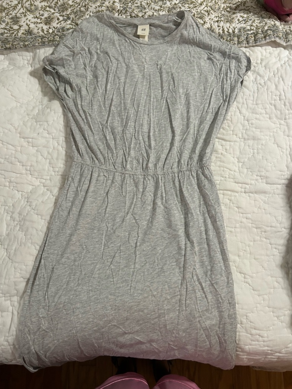 H&M Heather Gray Short Sleeve Midi Dress